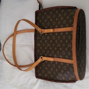 Louis Vuitton shoulder bag